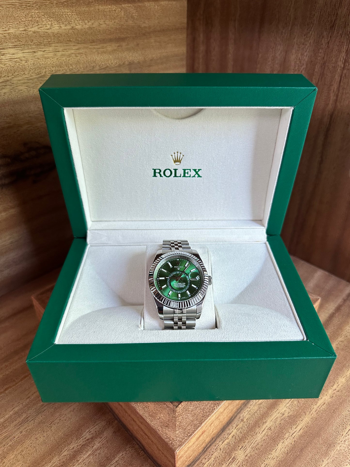 Sky Dweller - Mint Green