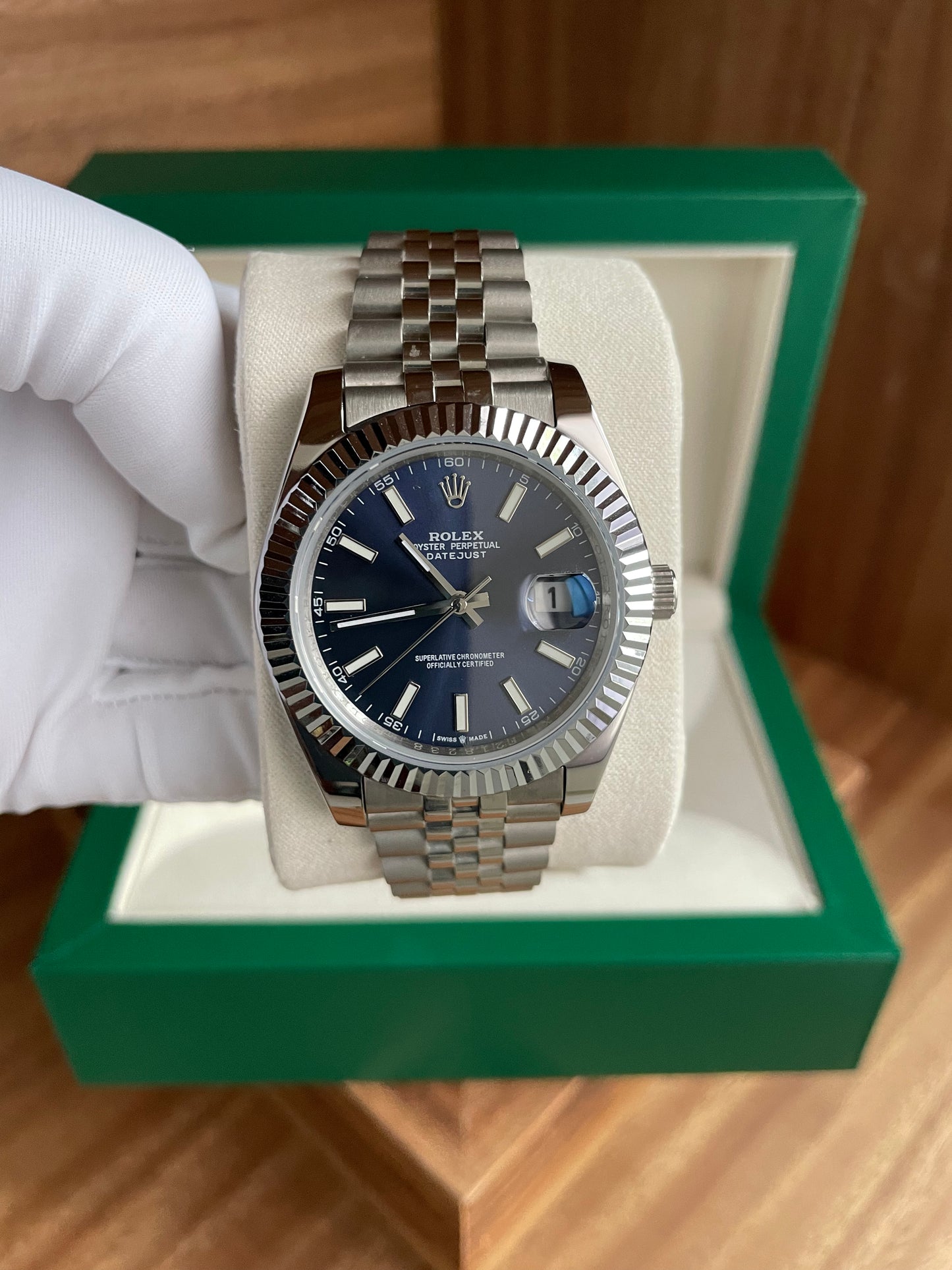 Date just - Esfera Azul