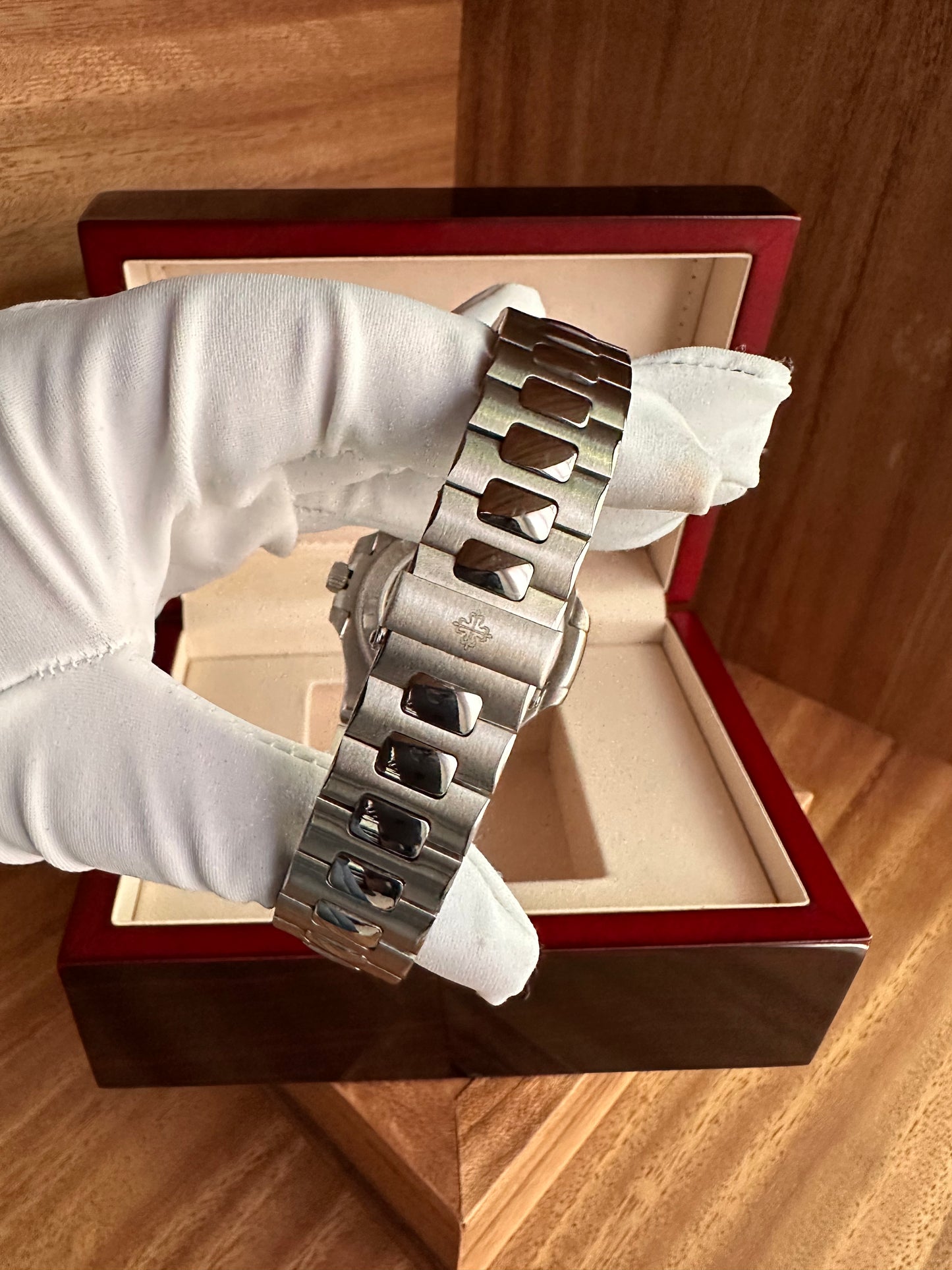 Nautilus Moon Phase & Annual Calendar - Black