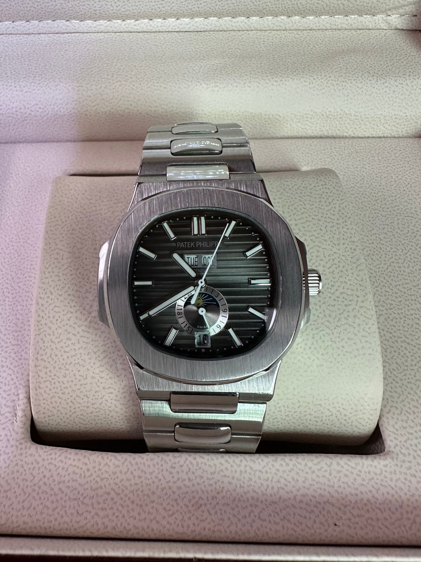 Nautilus Moon Phase & Annual Calendar - Black