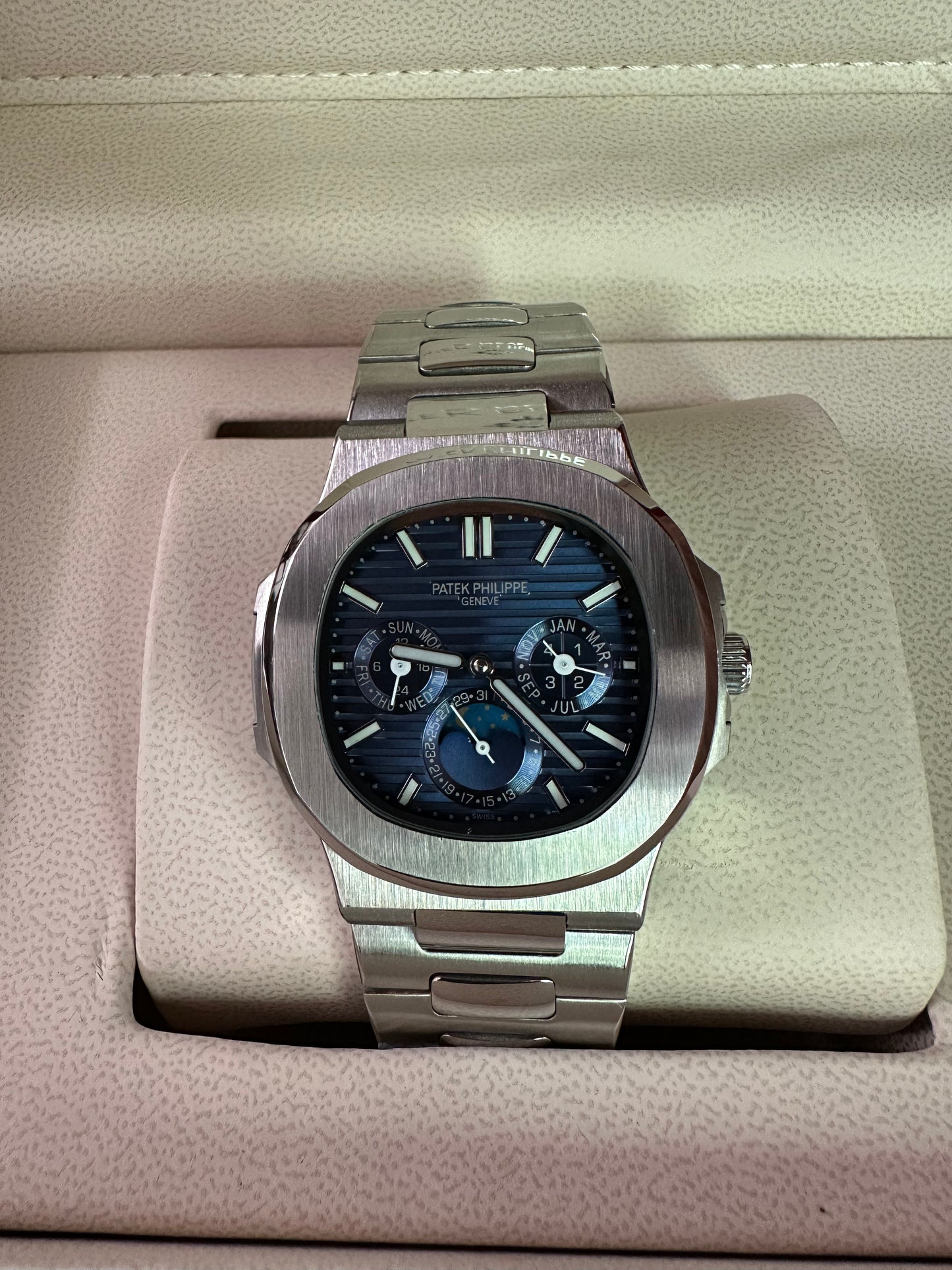 Nautilus Perpetual Calendar - Blue