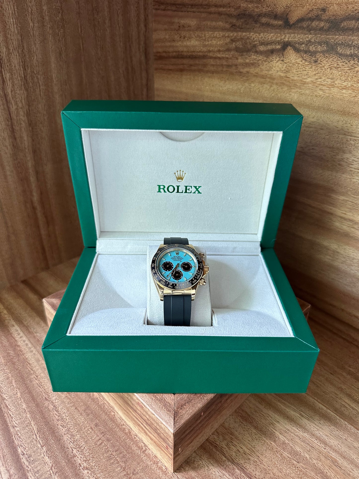 Daytona Cosmograph Oysterflex - Yellow Gold Turquoise Dial)