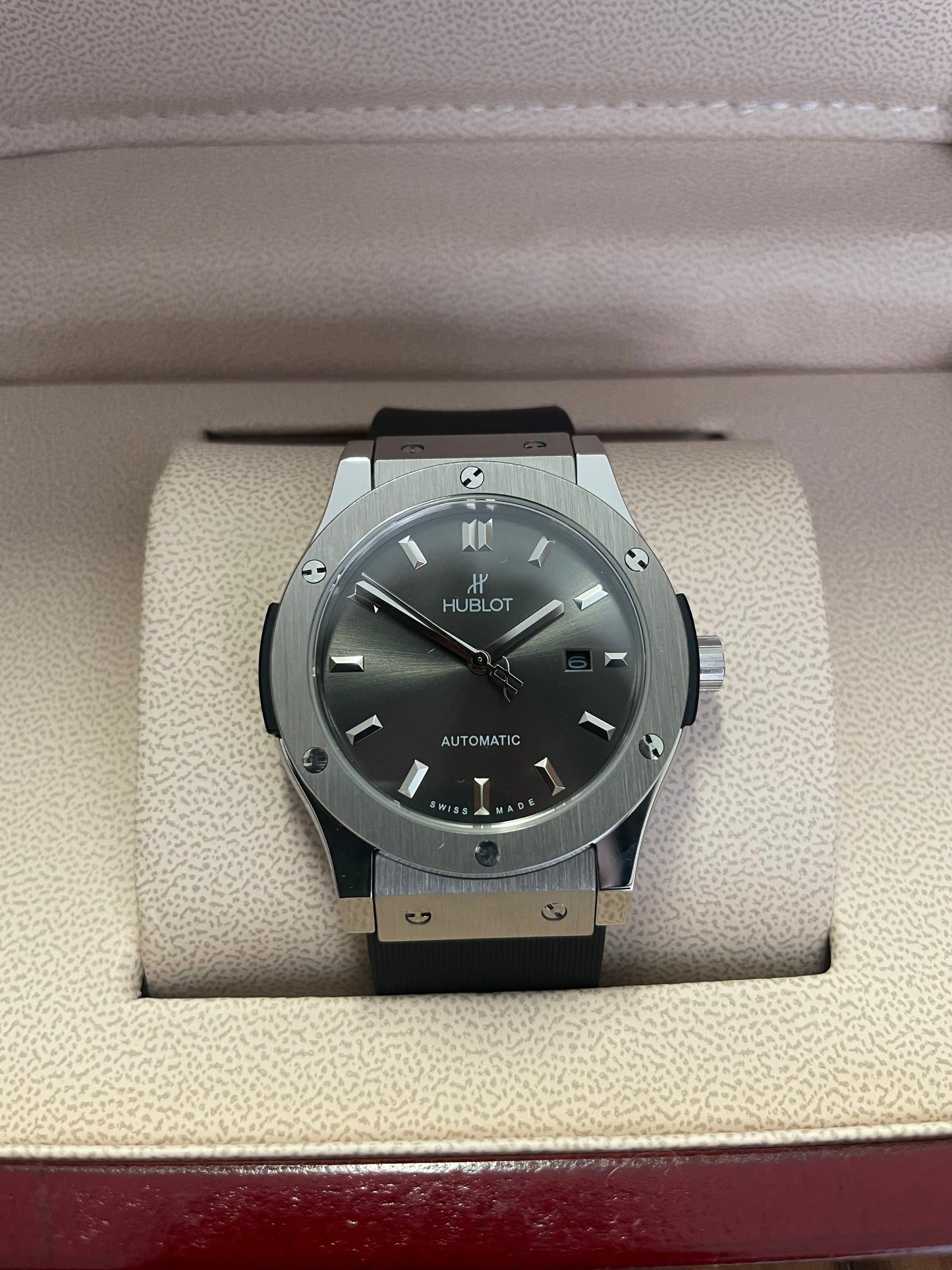 Classic Fusion Racing Grey Titanium